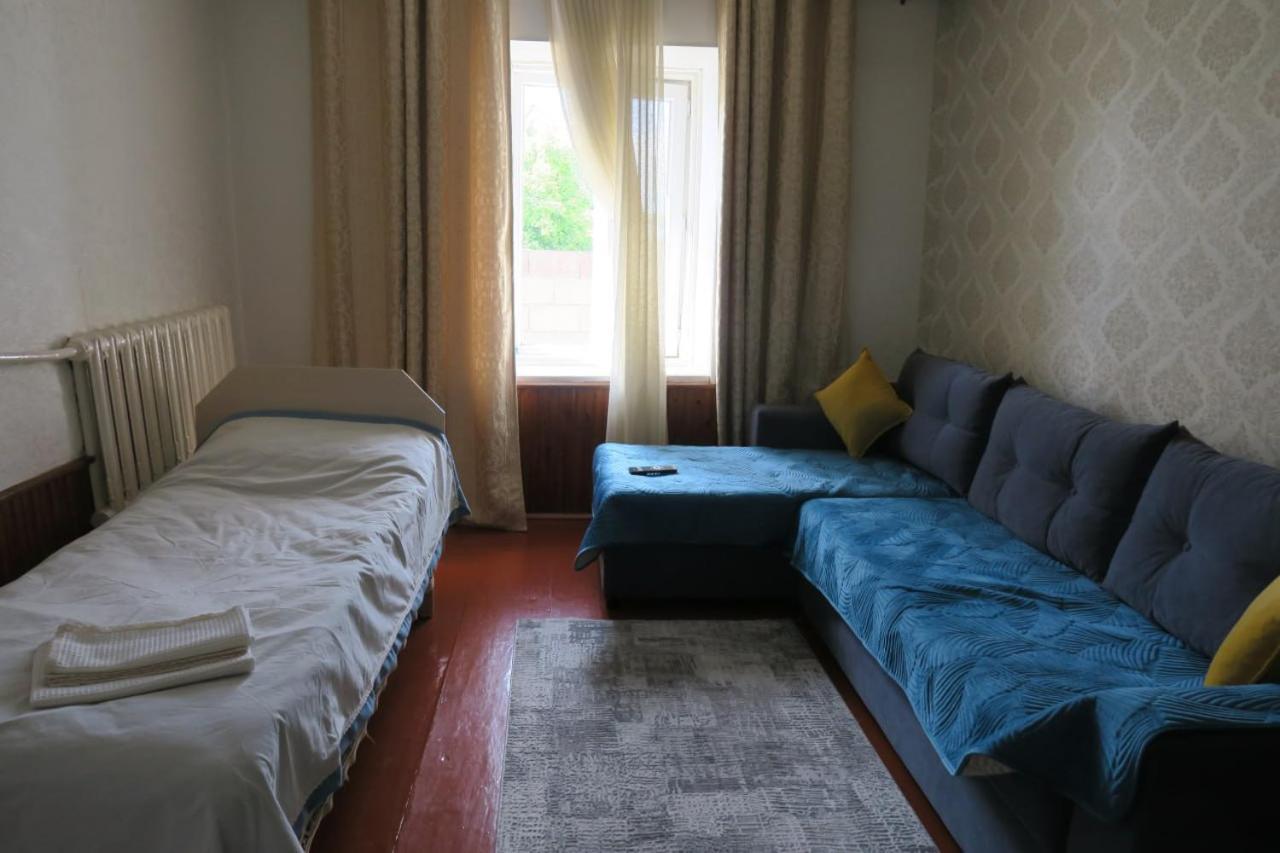 Geshouseaselbarskoon Hotel Eksteriør billede